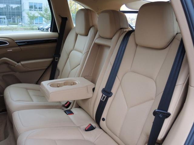 photo Porsche Cayenne Cayenne 92A SUV Automatique Tiptronic S 2011 3307