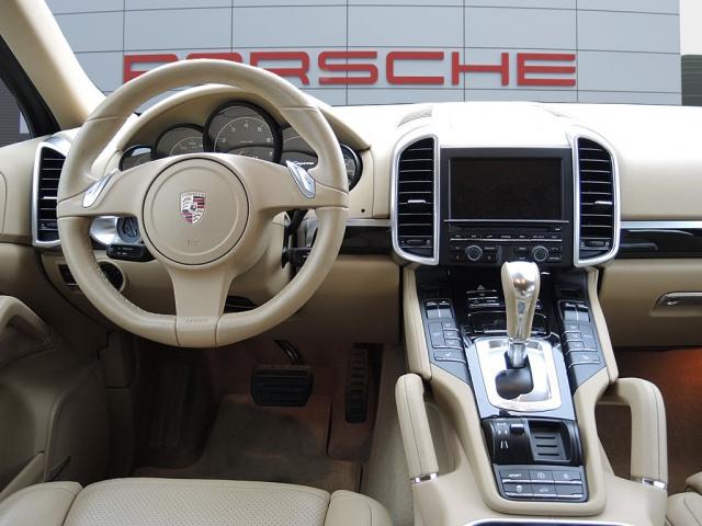 photo Porsche Cayenne Cayenne 92A SUV Automatique Tiptronic S 2011 3307