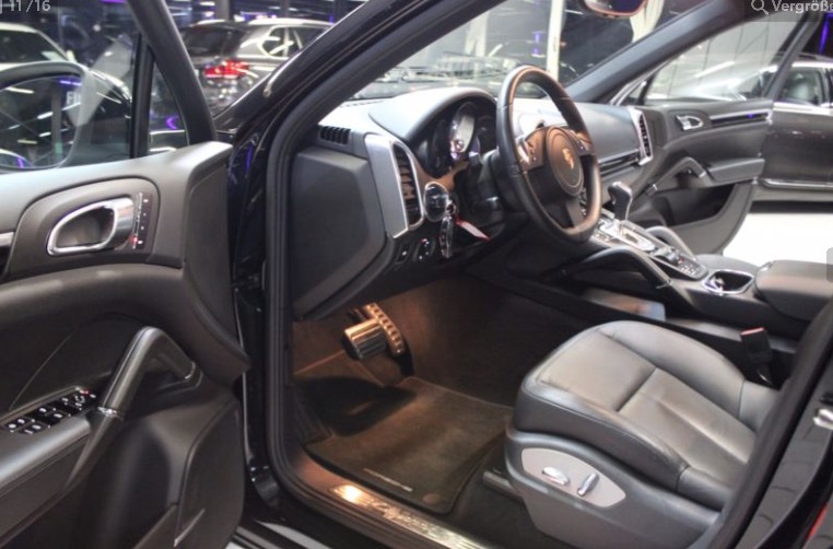 photo Porsche Cayenne Cayenne 92A SUV Automatique Tiptronic S 2011 6782
