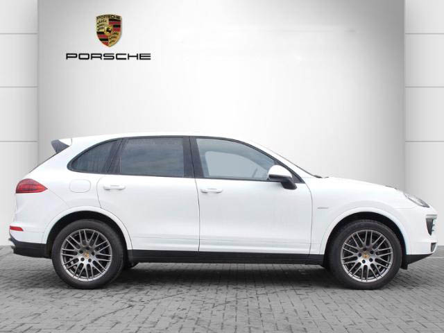 photo Porsche Cayenne Cayenne 92A SUV Automatique Tiptronic S 2016 6810