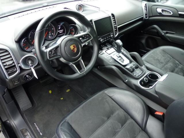 photo Porsche Cayenne Cayenne 92A SUV Automatique Tiptronic S 2016 6811