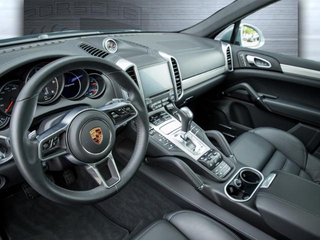 photo Porsche Cayenne Cayenne 92A SUV Automatique Tiptronic S 2017 6815