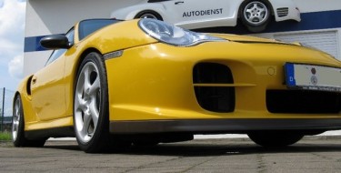 Photo prises d'air latérale Porsche 996 GT2 Jaune Vitesse 483 cv